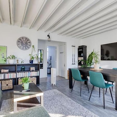 Nice Flat With Billard And View Paris Bagian luar foto