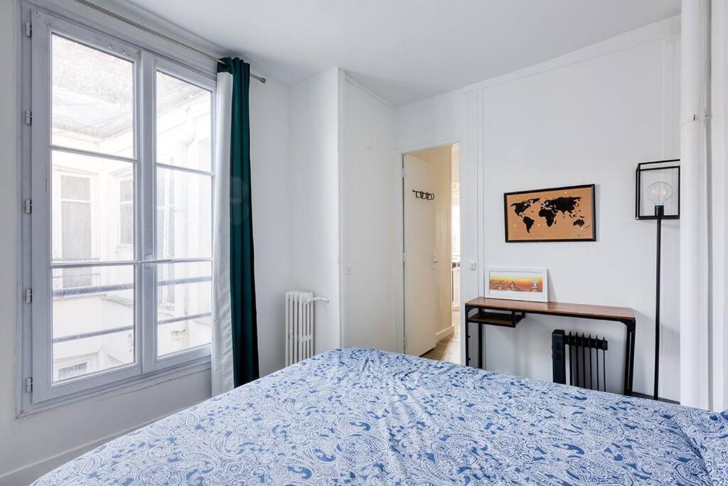 Nice Flat With Billard And View Paris Bagian luar foto